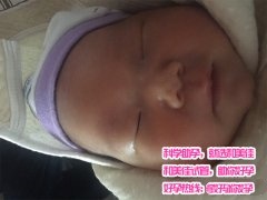 新生儿降临为万小姐重新带来笑容